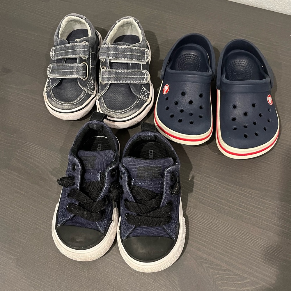 Size 5 toddler boy shoe bundle
